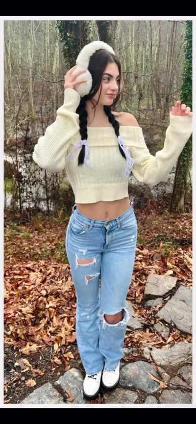 if.you.think.my.18yo.crush.needs.you.instead.daddy.then.upvote 