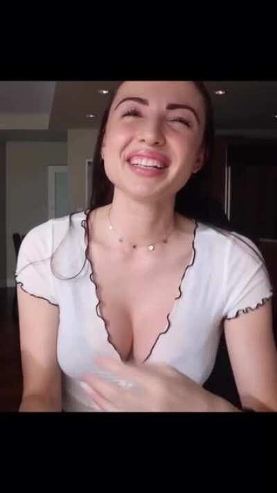 She made sure to move the hair out the way 👀