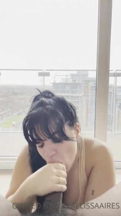 Enjoy 1 free L!SSA A!R€S vid.