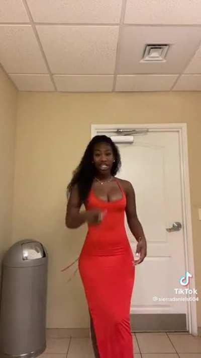 She Killing That Dress