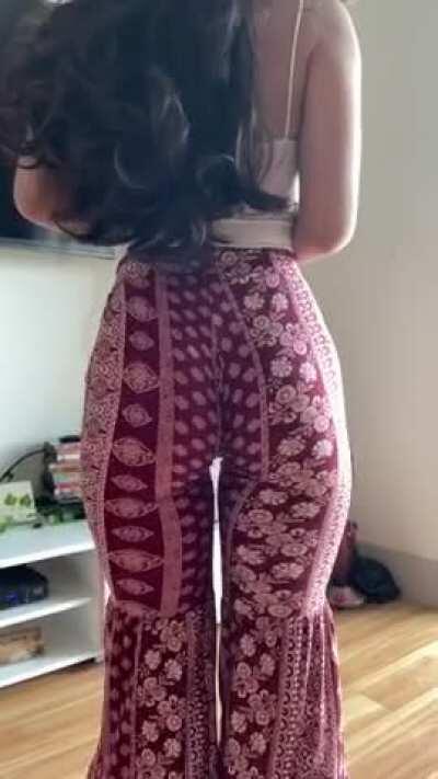 Slow motion Flair Pants