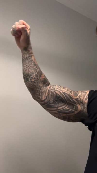 Armpits Muscles Tattoo Porn GIF by tommysterling69