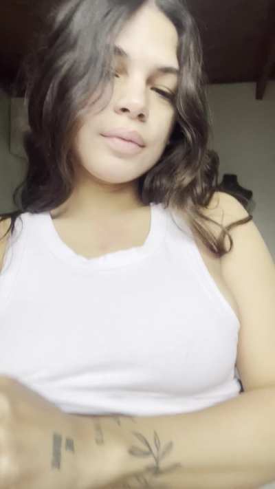 Don't be shy say hiii