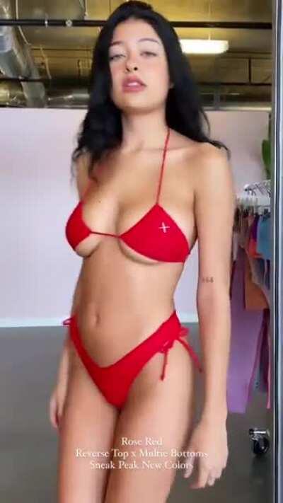 Ash D’Alonzo (@ashdalonzo)