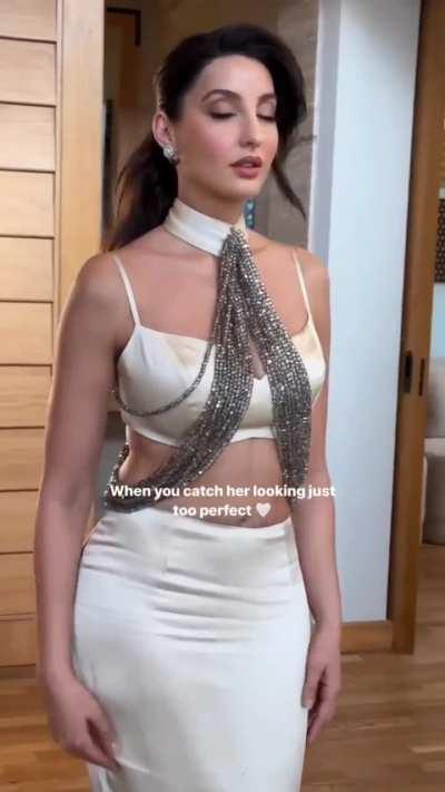 She is so Hot 🔥🔥🔥