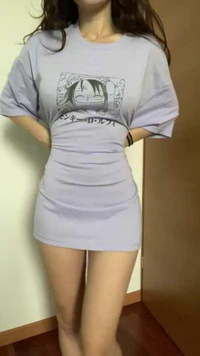 Anyone recognizes the character on my shirt?😘🥰🏴‍☠️