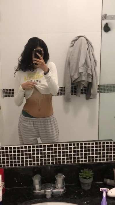 can my 18yo boobs make you hard?🥺