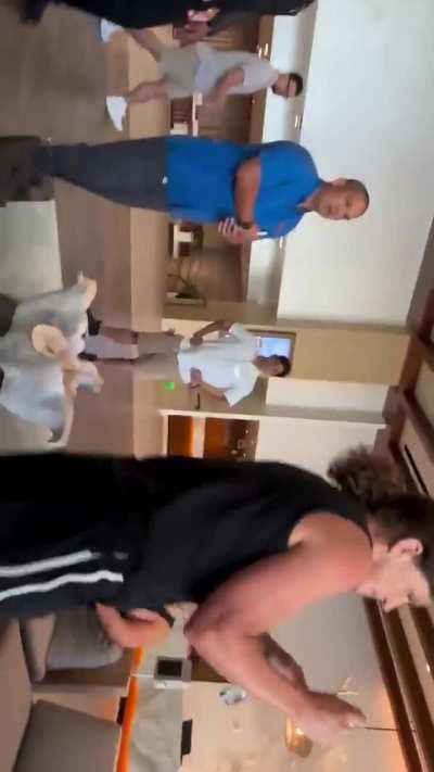 Homophobic woman attacks Drag Queens