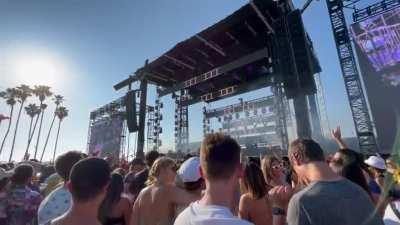 Yotto playing his The Rhythm of the Night remix at the northside stage