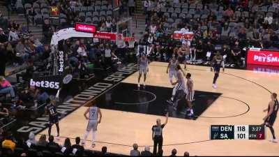 [Highlight] Facu Jumping Over the Shoulder Dish to the Corner to The Count for 3