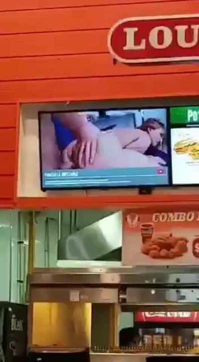 (NSFW)What in the holy fuck???!!!???!!!??