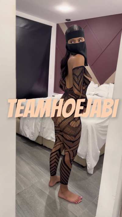 look at my toes  habibii 
booty so fat it jiggles and moves on its own ufff

🕋 episode 146 🕋 with aisha  ( duration 44 min ) 

all my content  in 1 folder for 80 available ✅   