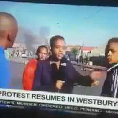 This guy made his feelings known 🤣 (oldie goldie)