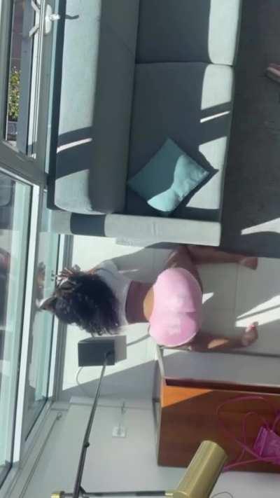 I lied another one 🤤