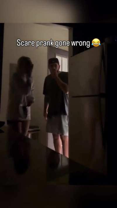 “YOU’RE A 🐔” lmao