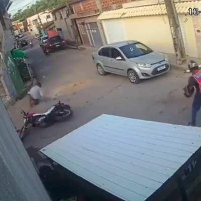 WCGW when you steal the motorbike, steal the helmet also.