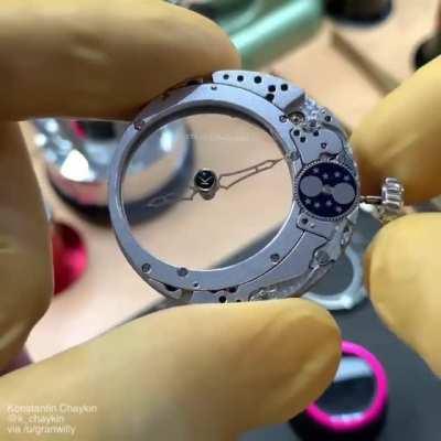 Transparent mechanical watch movement