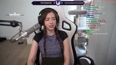 I guess she knows, appapparently people send her those vids on twitter and this was one of the first things she said on stream 😭😭