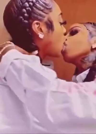 A little play between girls with tongues