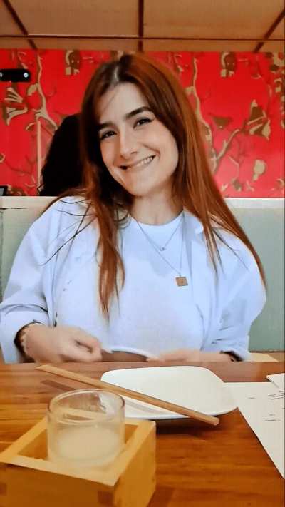 Felt Horny While I Was Eating