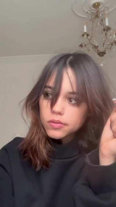 she’s a messy eater 🥝