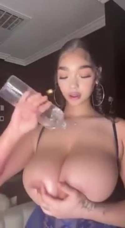 Hot4lexi - CONTACT ME FOR MORE OF HER