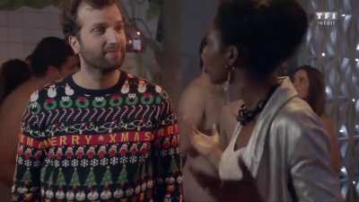 Demain nous appartient (TF1 ep109 - 20171214) (2m28s) - Le Spoon loué aux naturistes pour un repas de Noël