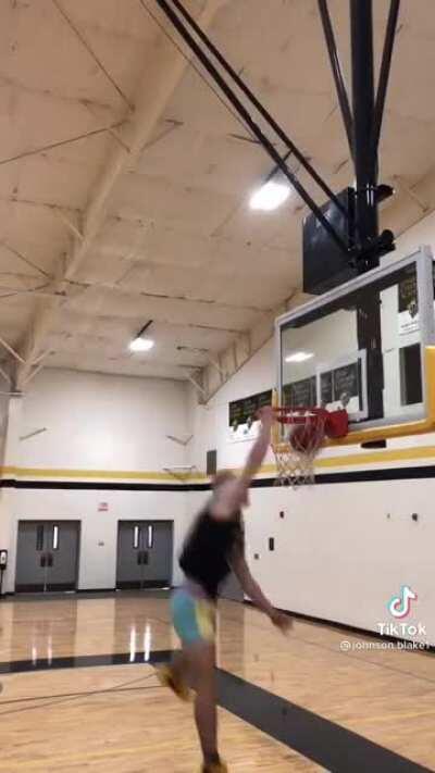 Nice dunk