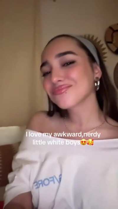 Arab girl simping for white boys.