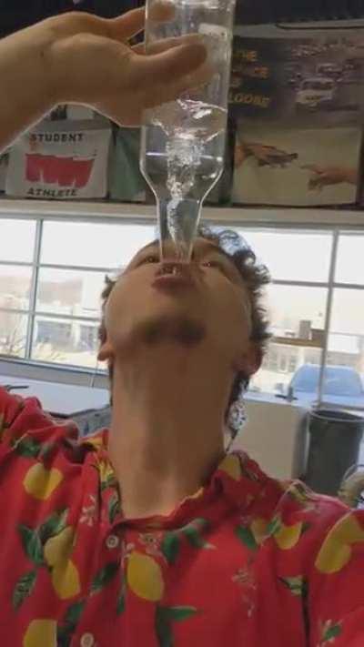 It has come to my attention on the last post that there is a new team. Team Neck the Neck. I have a feeling this may cause some division amongst the Hydrohomies