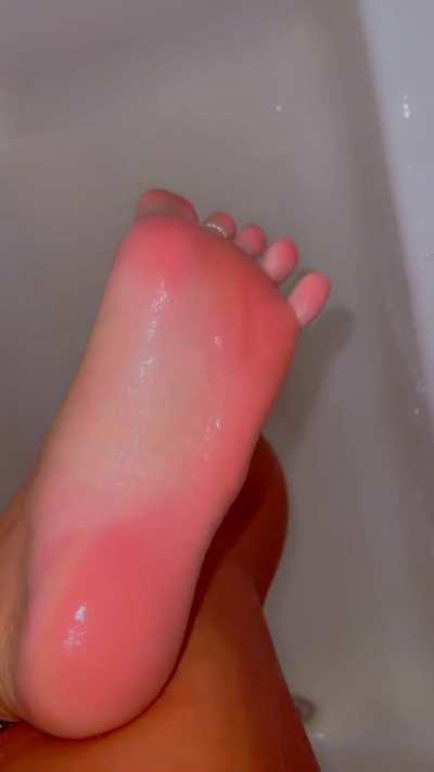 A little wet tops and soles 💦