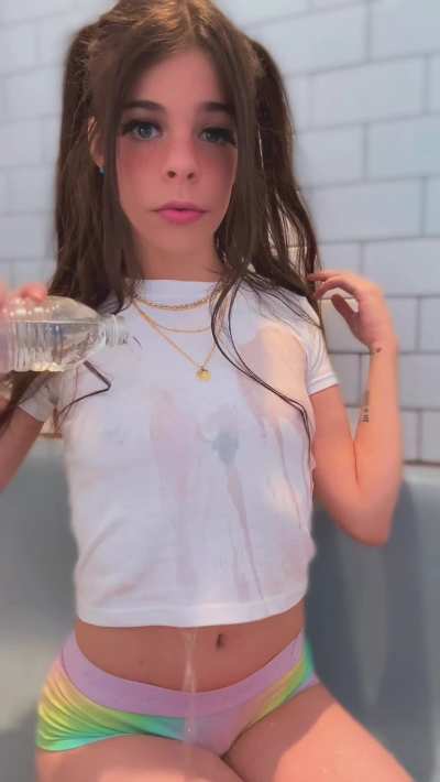 Are small tits and braces okay!?