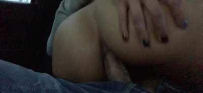 Stretching her ass in the back seat