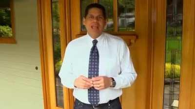 Hi! My name's Reggie!