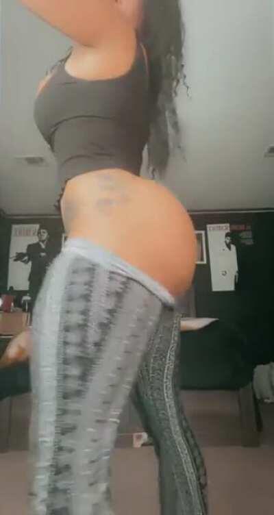 Clap it @Renaepeacockn01 iG