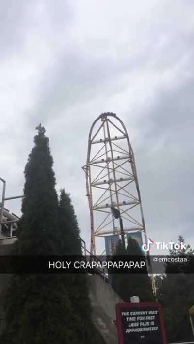 THEY’RE STUUUUUAAAA—