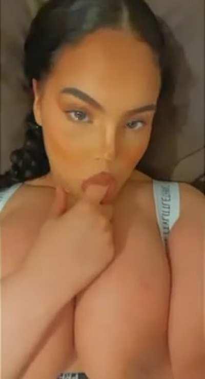 MonicaDoBrasil2 - Video #6131