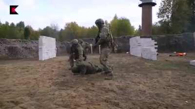 Russian special forces training... with real ammo.