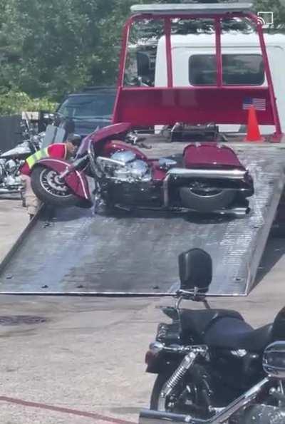 that’s one way to load a motorcycle onto a tow truck…