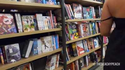 I was feeling extra daring in the book store.. I was basically asking all of the guys in the store to catch me