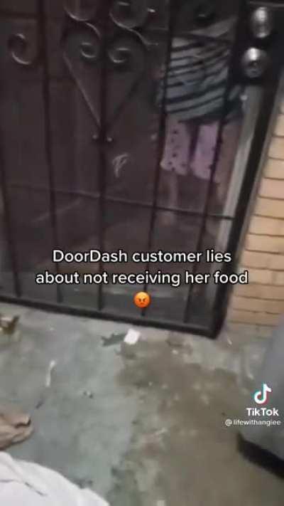 Doordash customer lies about not receiving her food