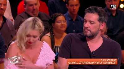 Tatiana Laurens tits exposed on live TV