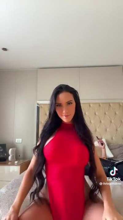 Free the tits (liviagondimc)