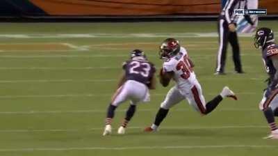 [Highlight] Kyle Fuller lays a clean hit stick on Vaughn to break up the pass