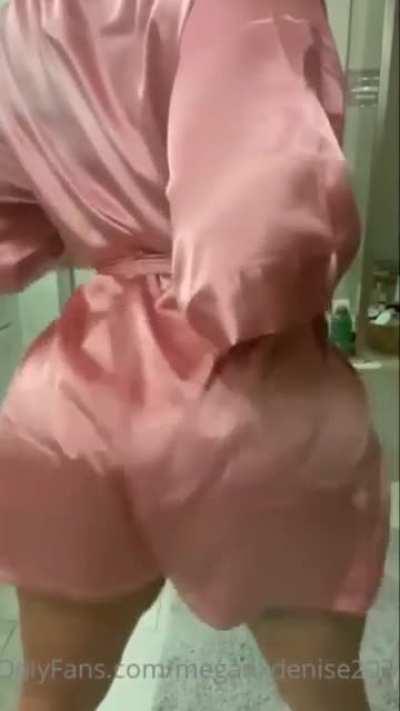 Double Cheeks Caked Up