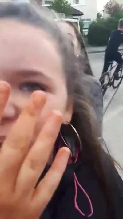 Karen harrases mexican man for speaking spanish in Ireland