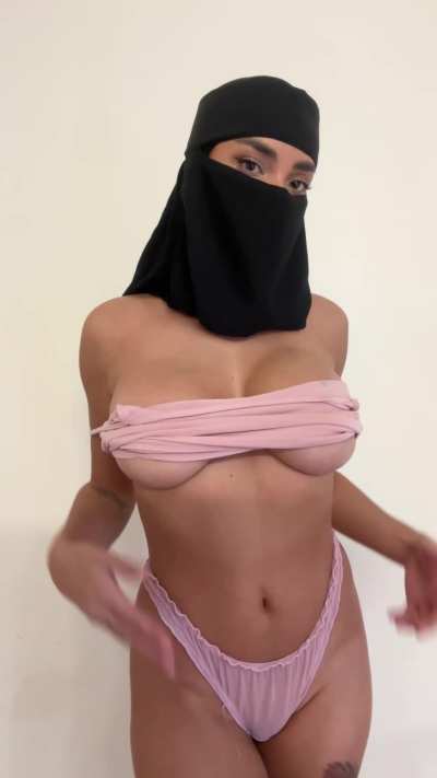 Would you go on a date with me?