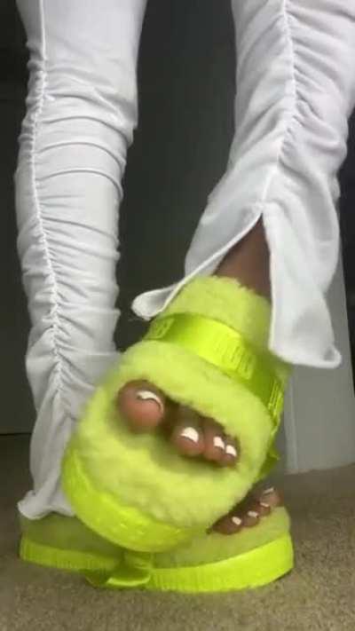 White toes to nut for(pt 2 at 200 upvotes)