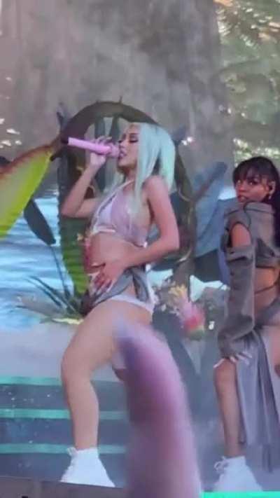 doja performing woman at the austin music festival yesterday