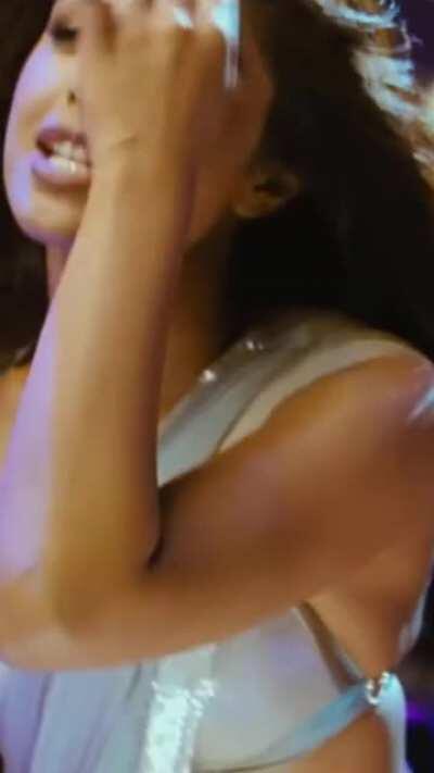 Priyanka Chopra - Desi Girl Vertical Edit